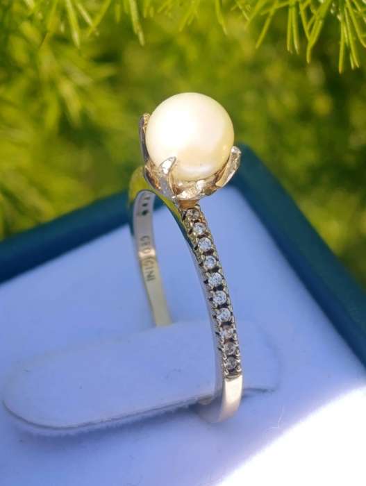 Georgini Gold on Sterling Cultured Pearl Sapphire Ring