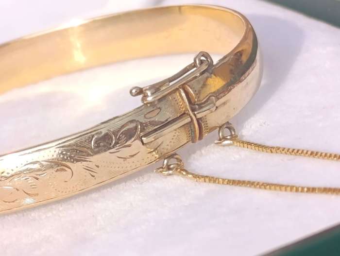 9ct Gold Bronze Core Floral Cutwork Bangle