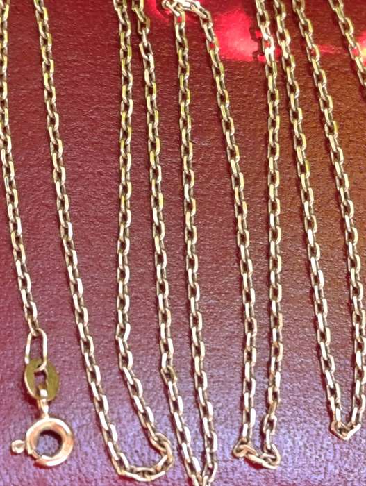 9ct Gold Long Vintage Locket Chain