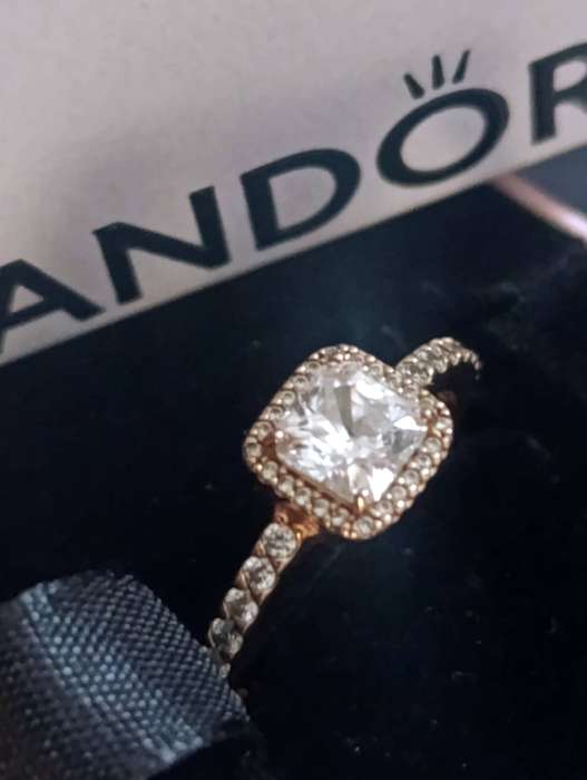 Pandora Rosegold Sparkling Halo Ring