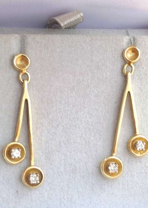 Estate 18ct Gold Diamond Drop Earrings