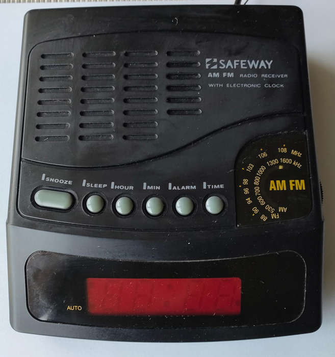 Safeway Bedside Alarm Clock/ Radio