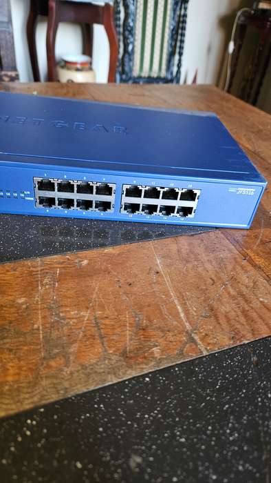2 X NetGear ProSafe 16 Port 10/100 Switch