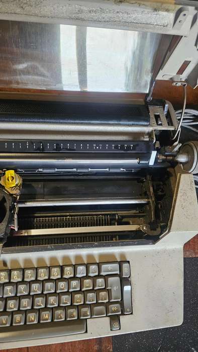 IBM Electronic Typewriter