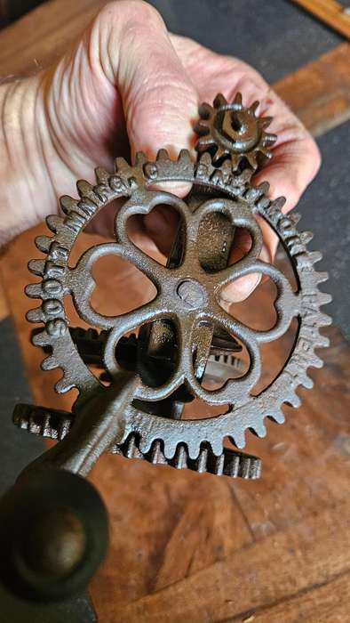 Antique Manual Peeler