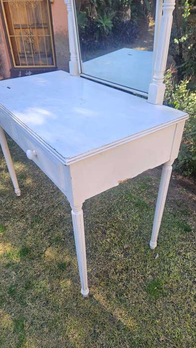 Dressings Table & Mirror