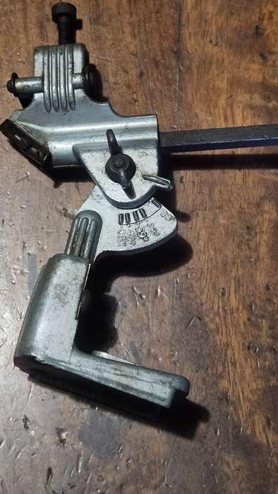 Drill Grinding Attachment