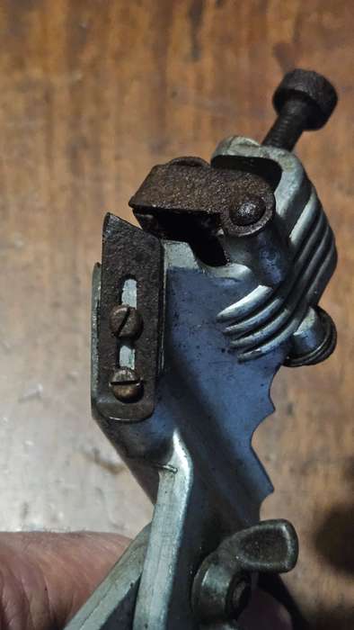 Drill Grinding Attachment