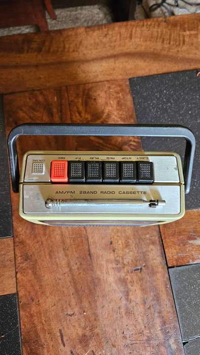 KIC Tobishi  TR-810 Portable Radio