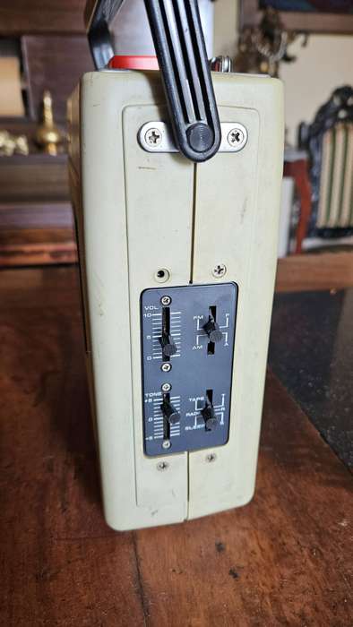 KIC Tobishi  TR-810 Portable Radio