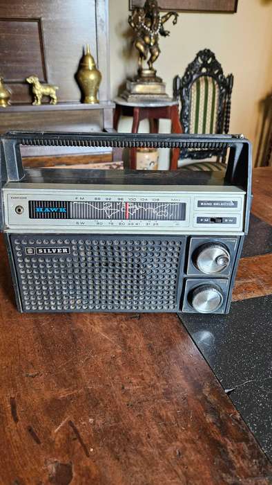 Vintage Silver Hawk Portable Radio