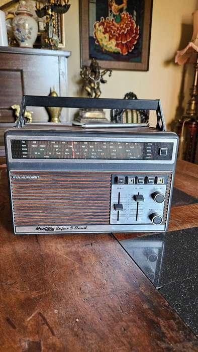 Blaupunkt Mustang Super 5 Band Portable Radio
