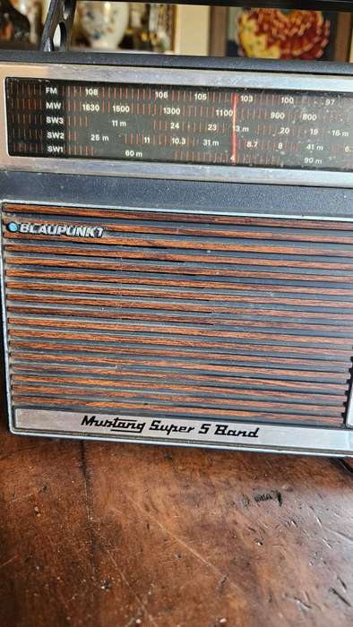 Blaupunkt Mustang Super 5 Band Portable Radio