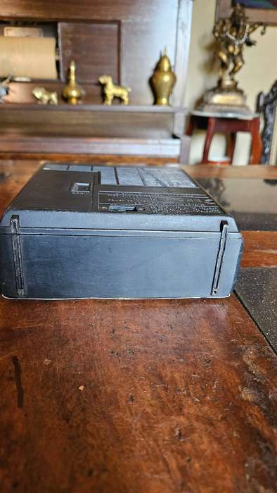 Sanyo Mirage RP-7300 Portable Radio