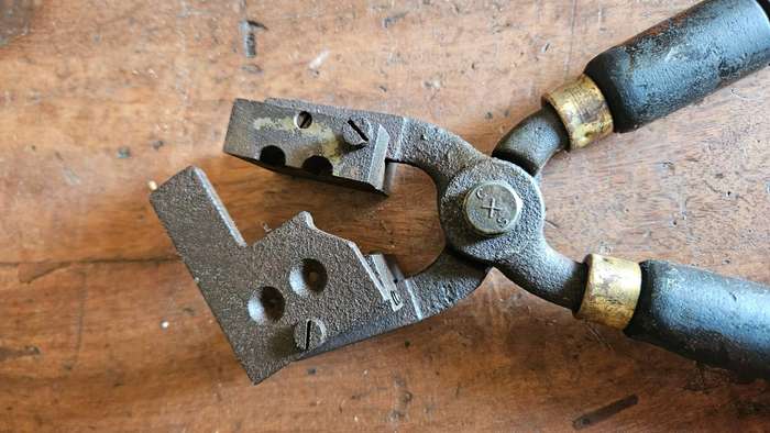 Bullet Mold Plier
