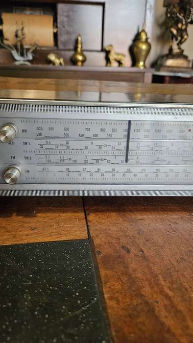 Rare Vintage Philips 697 Tuner Radio