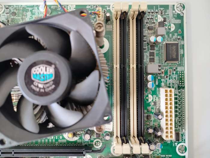 Socket 1150 Motherboard | For Intel 4th generation Haswell CPUs | Cooler included