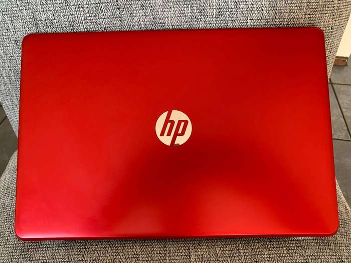 HP LAPTOP | INTEL  i3 | 8 GB RAM | MICROSOFT OFFICE BUSINESS AND HOME 2024 |  PRISTINE CONDITION
