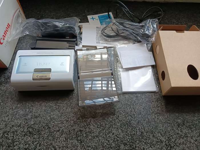 CANON SELPHY CP400 PHOTO PRINTER - (PRE-OWNED & UNUSED)