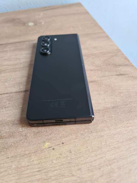 Samsung Galaxy Z Fold 5 512GB Pre owned