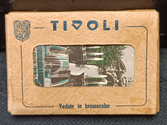 Mini postcard booklet Tivoli Italy