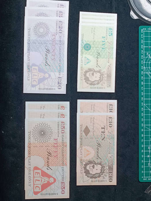 Early learning center bank notes