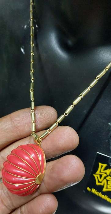 Vintage chain and pendant