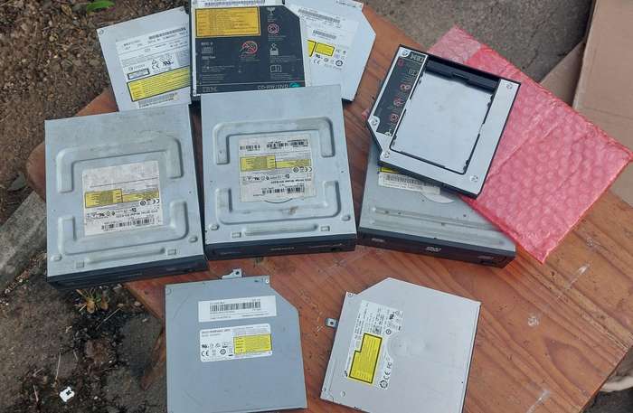 dvd writers sold as not working as unable to test