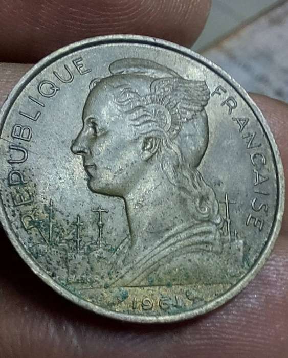 Rare 20 Francs coin from Réunion 1961