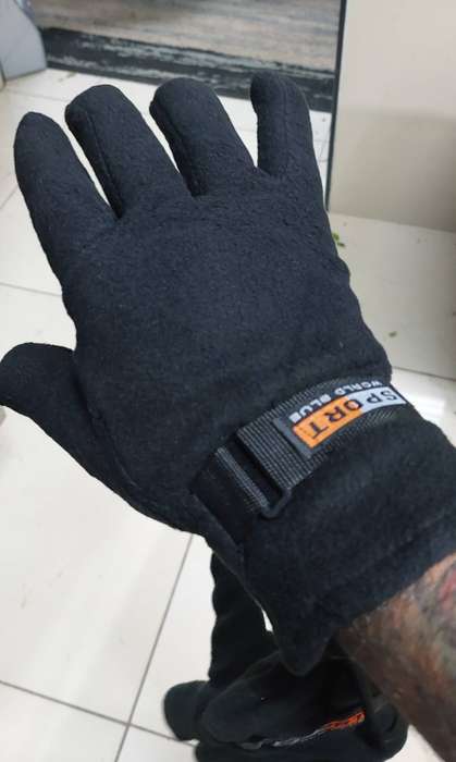 Awesome gloves size large