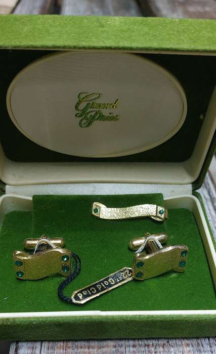 Vintage cufflinks never used