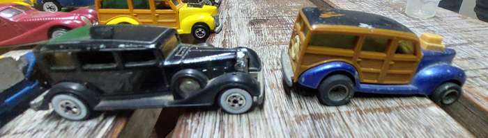 Vintage matchbox and hot wheels cars metal