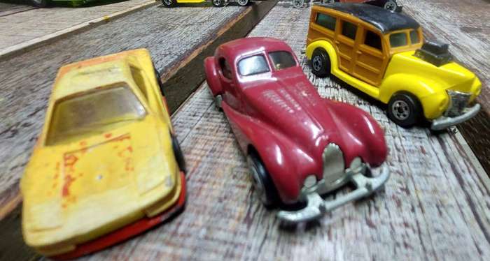 Vintage matchbox and hot wheels cars metal
