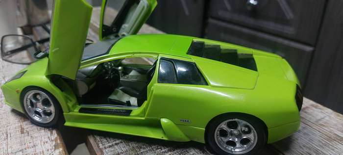 Rare Lamborghini Murciélago,  1/18 scale model transformer