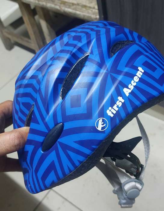 First ascent kids helmet adjustable like new