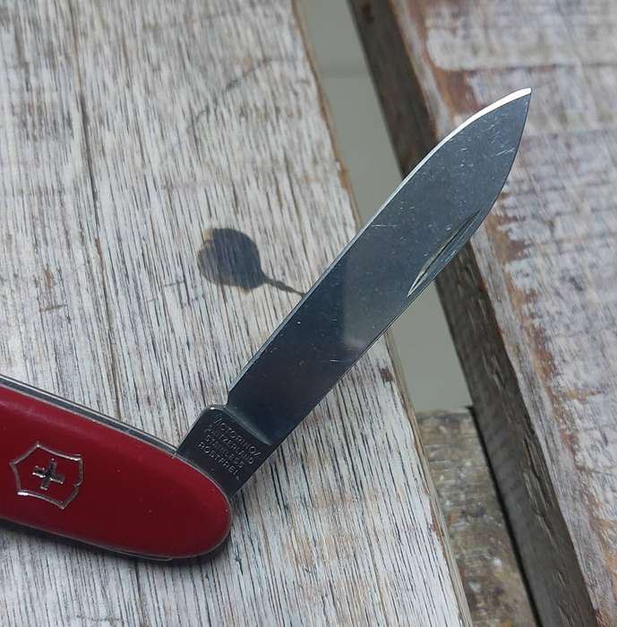 Vintage victorinox pen knife
