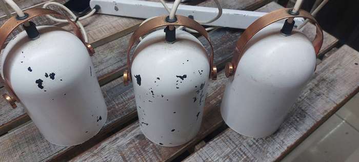 Pendant lights