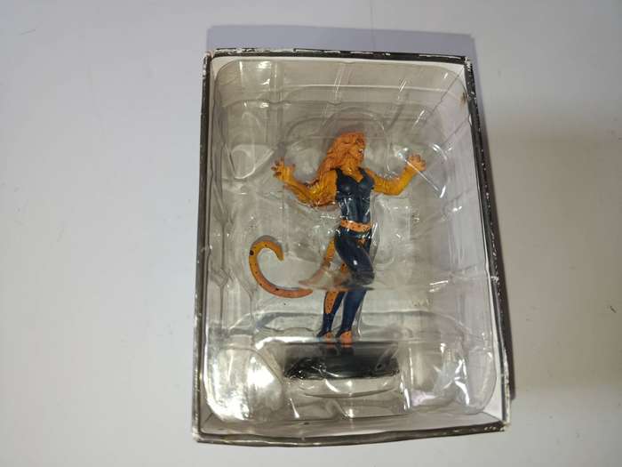 Cheetah DC Lead Figure