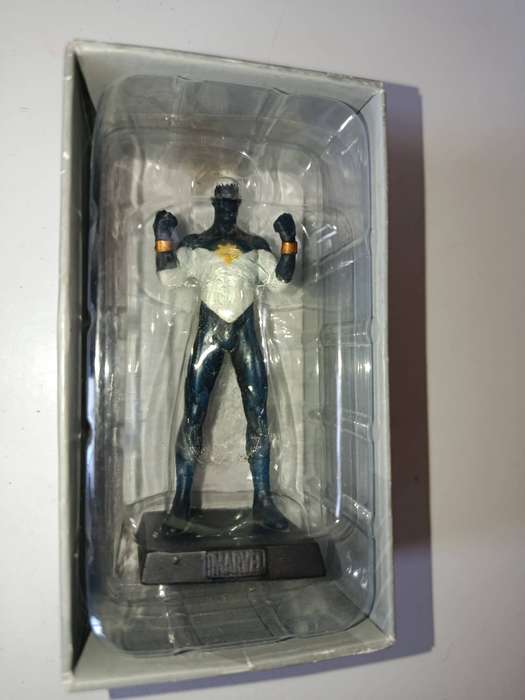 Captain Marvel Marvel Lead Figure