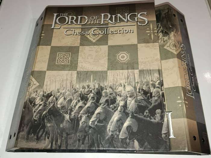 Lord of the Rings lead figure chess bundle From Eaglemoss
