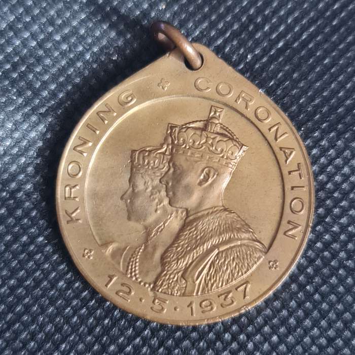 1937 UNION OF SOUTH AFRICA CORONATION MADELLION