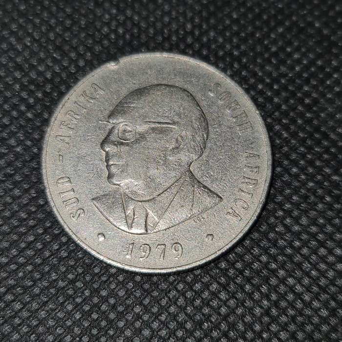 1990 SOUTH AFRICA  R1.00 COIN