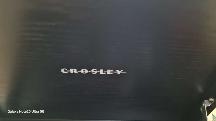 Crosley CR7002 Turntable / Radio