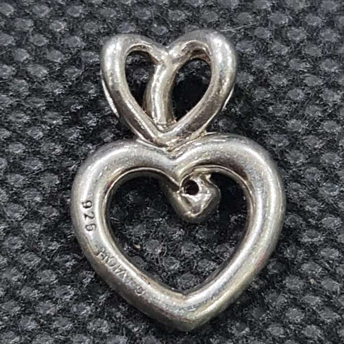 VINTAGE HDIA 925 STERLING SILVER DOUBLE HEART PENDANT WITH STONE