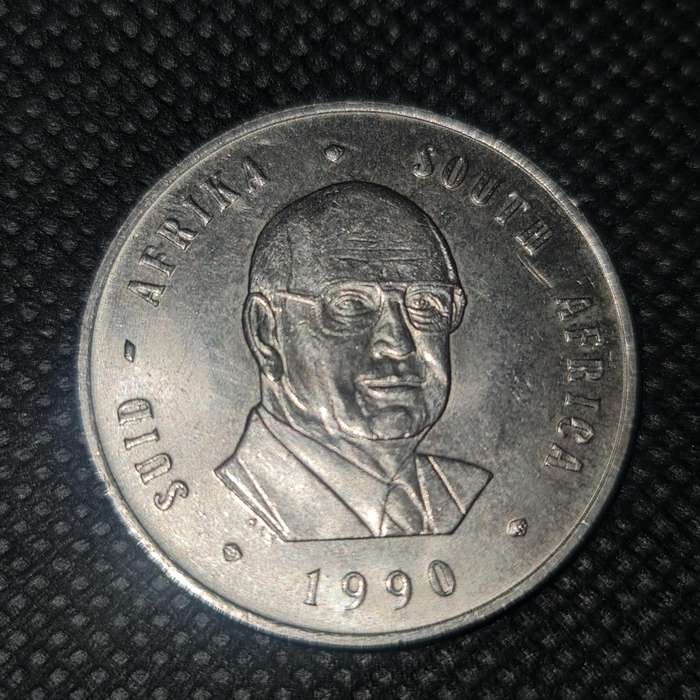 1990 SOUTH AFRICA  R1 COIN