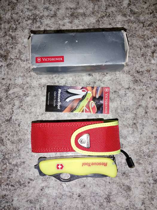 Victorinox Rescue Tool