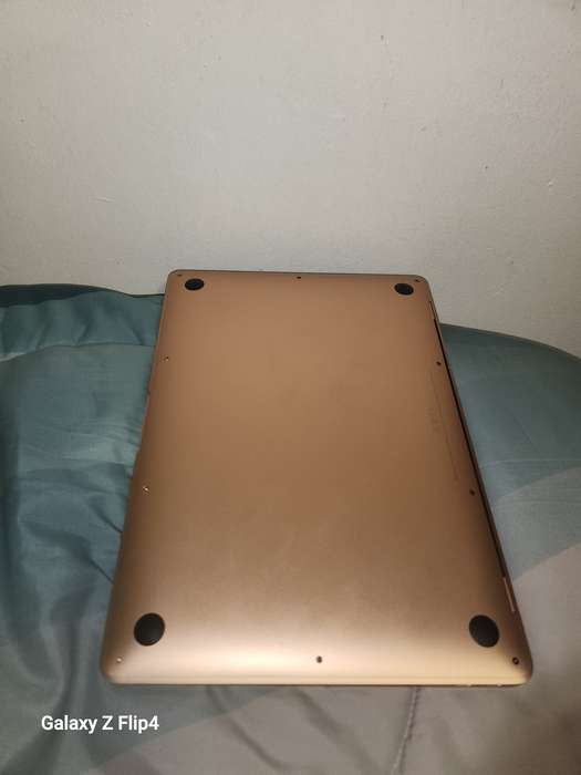 MacBook M1 2020