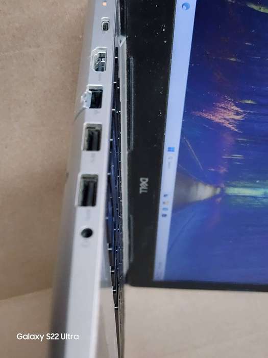 DELL INSPIRON 5570 17°CORE I7 8TH GEN 256SSD 8GIG RAM MICROSOFT WINDOWS 11PRO  24H3