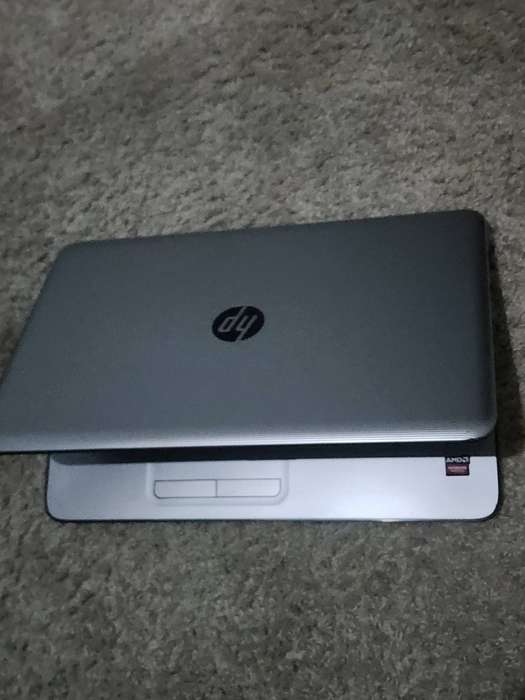 Hp Notebook Core i7 7th gen 1tb hdd 8gig ram  Radeon Graphics Windows 11pro 24h2