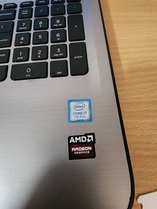 Hp Notebook Core i7 7th gen 1tb hdd 8gig ram  Radeon Graphics Windows 11pro 24h2
